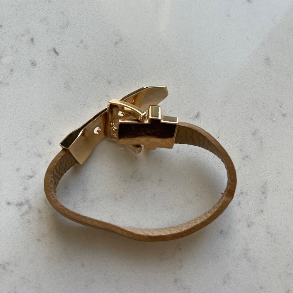 Taupe buckle bracelet